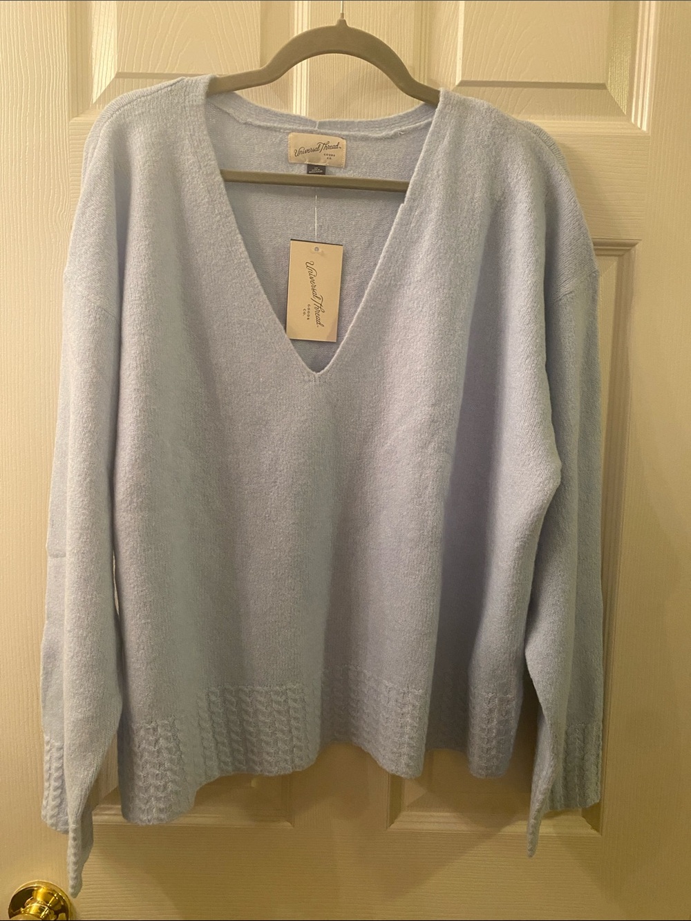 Universal Thread Pale Blue V-Neck Cozy Knit Sweater